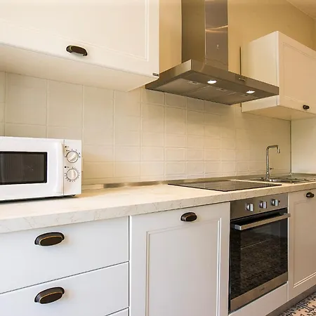 Rachel Trilo Apartmán